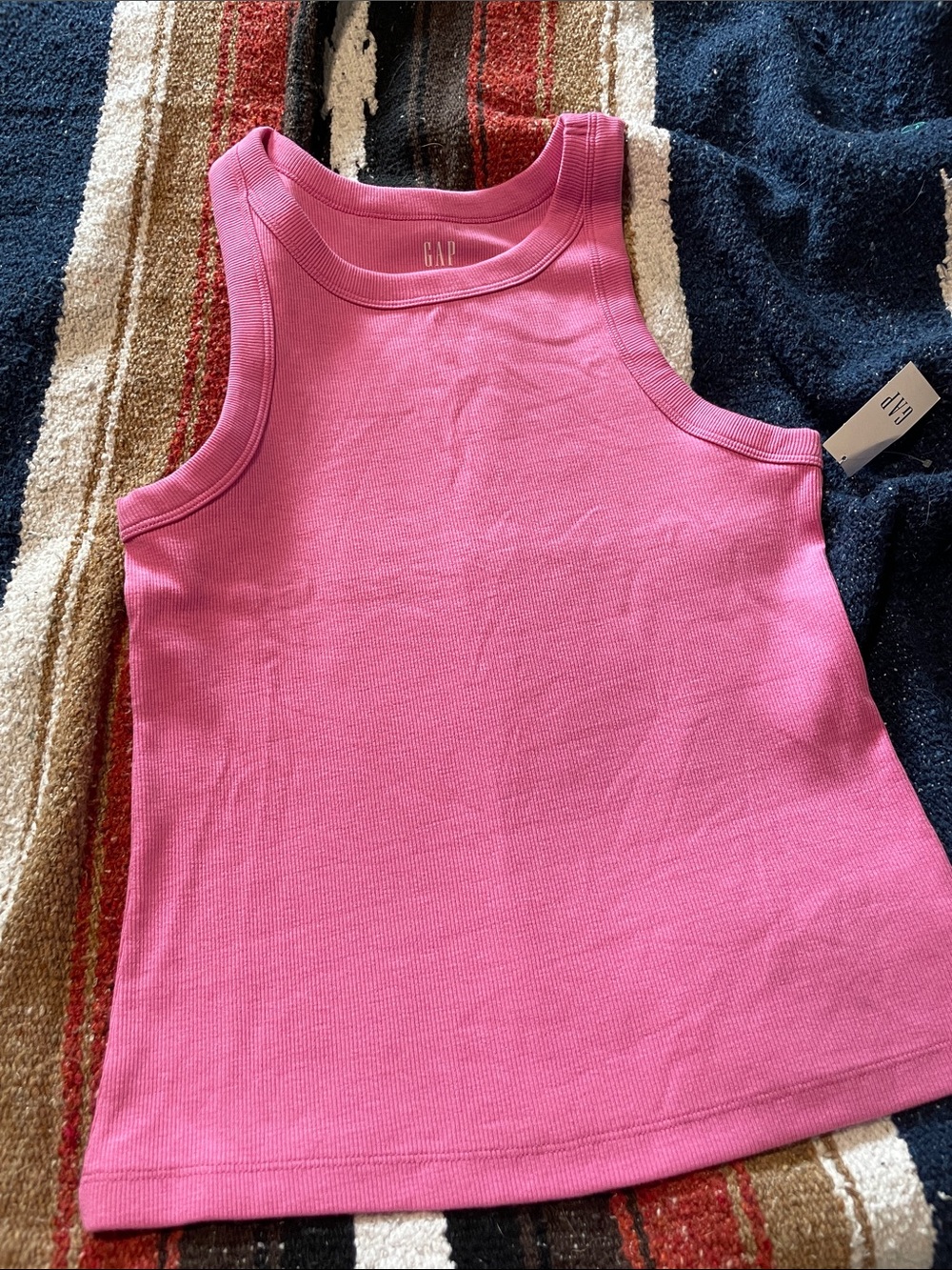 Women’s GAP Bright Pink Ribbed racerback Tank top